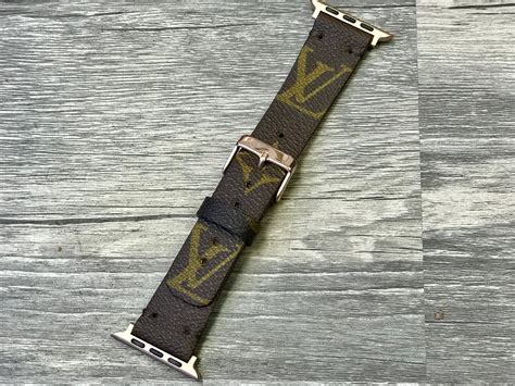 louis vuitton apple watch band 42mm
